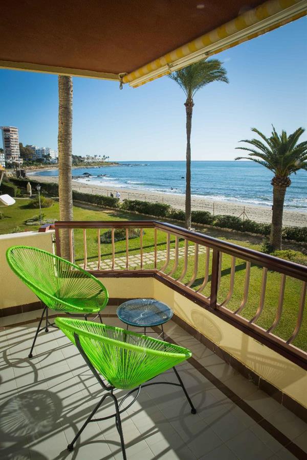 Holidays2riviera Sea Side Front Apartmán Sitio de Calahonda